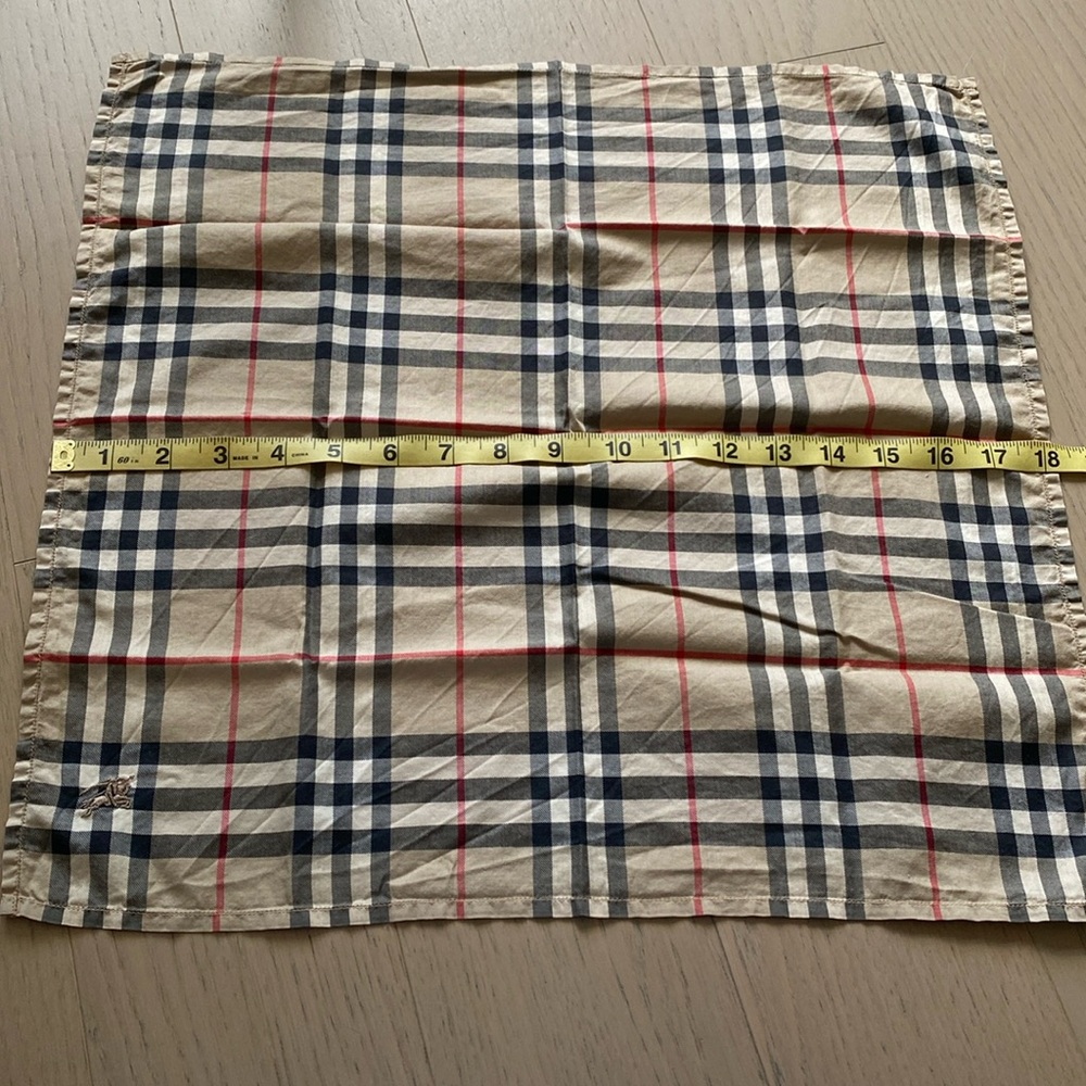 Burberry Petite Scarf - Picture 2 of 3